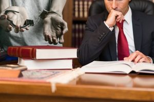 Factors To Consider Before Hiring a Criminal Lawyer